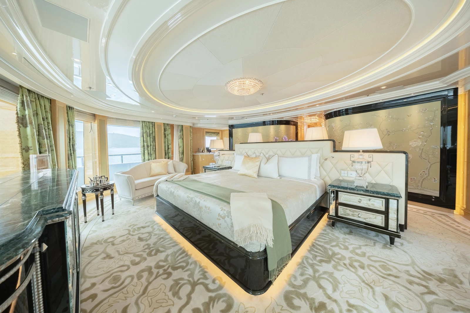 10 - PLVS VLTRA - Owner's Deck Master Suite-wvw62KuP